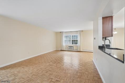 135 S Maple Avenue Ridgewood Village NJ 07450