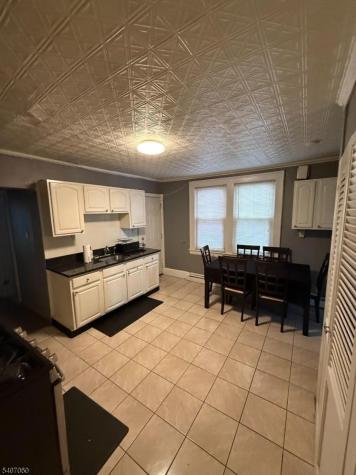 243 Lake Street Newark NJ 07104