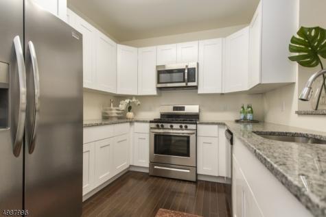 90 Clinton Avenue Newark NJ 07114
