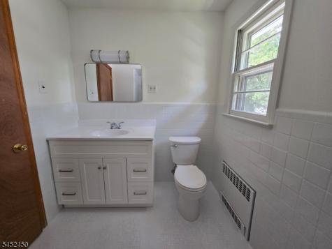 384 Delawanna Avenue Clifton NJ 07014