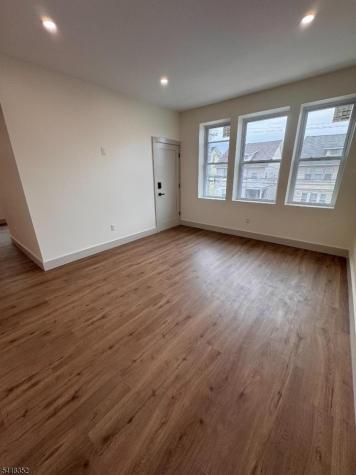 397 N 13th Street Newark NJ 07107