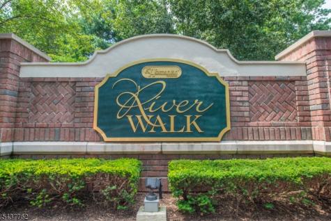 102 Riverwalk Way Clifton NJ 07014