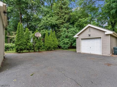 148 Grove Street Montclair NJ 07042