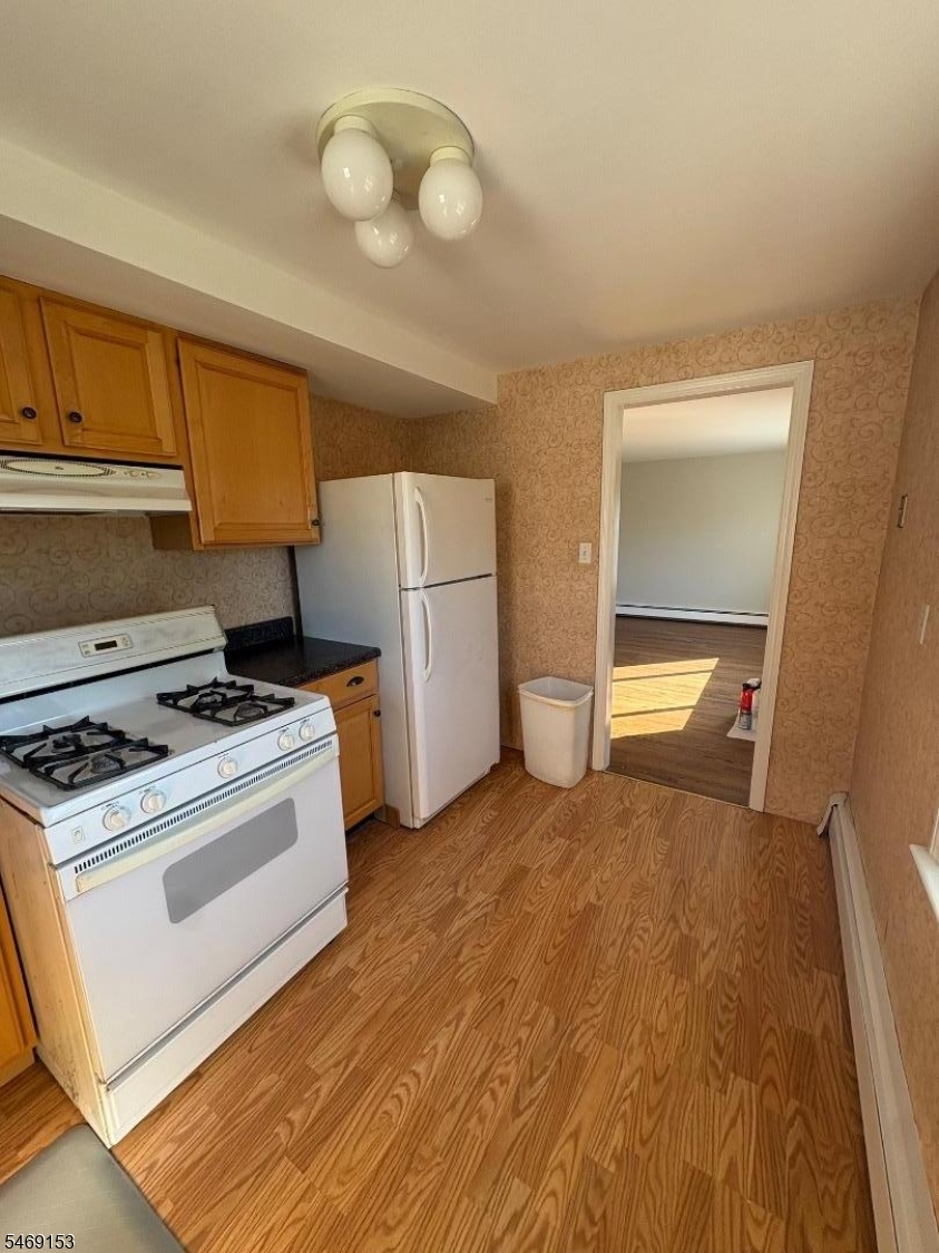 839 Riverside Avenue Lyndhurst NJ 07071