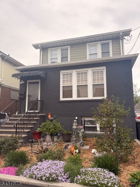 32 Hamilton Avenue Fairview NJ 07022