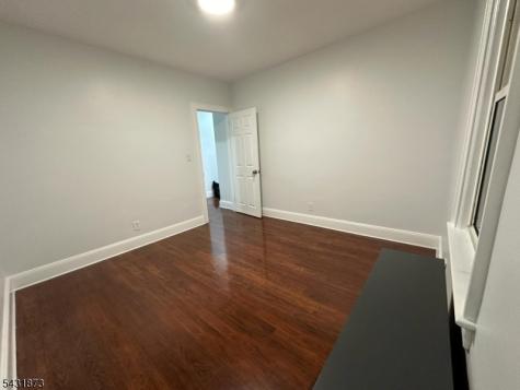 32 Hamilton Avenue Fairview NJ 07022
