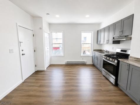 76 Market Street Paterson NJ 07505