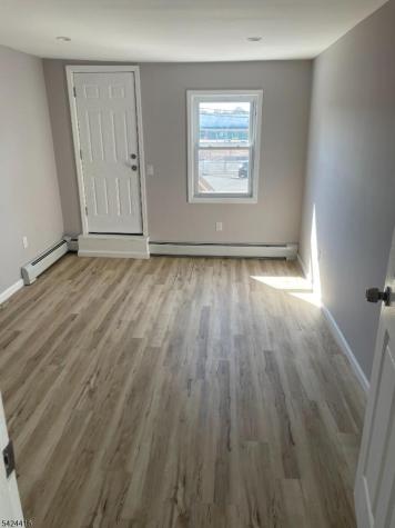 454 E 31st Street Paterson NJ 07504