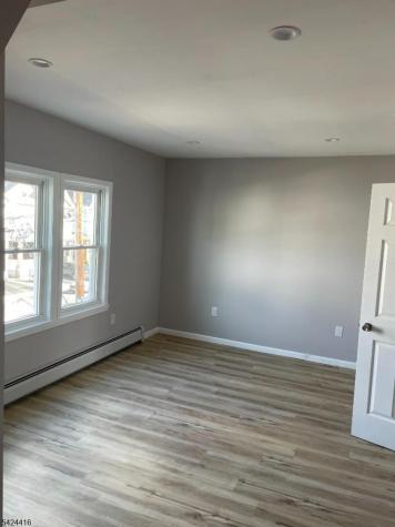 454 E 31st Street Paterson NJ 07504