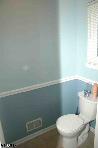 10 Pear Court Raritan NJ 08822