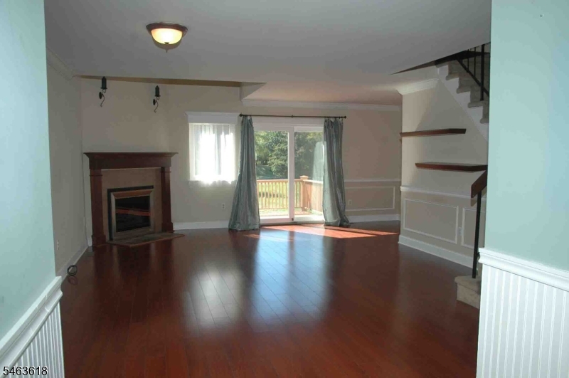10 Pear Court Raritan NJ 08822