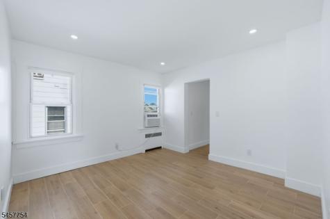 6 George Street Montclair NJ 07042