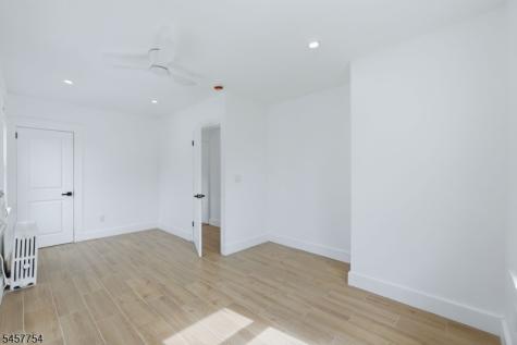 6 George Street Montclair NJ 07042