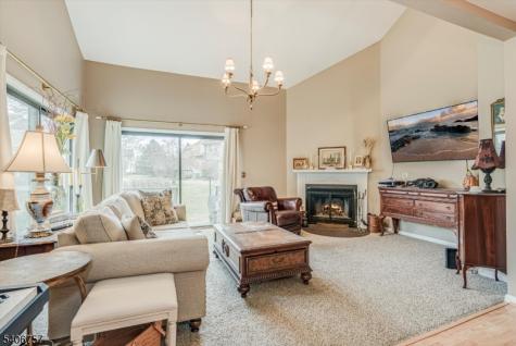 7 Eagle Drive Hampton NJ 07860