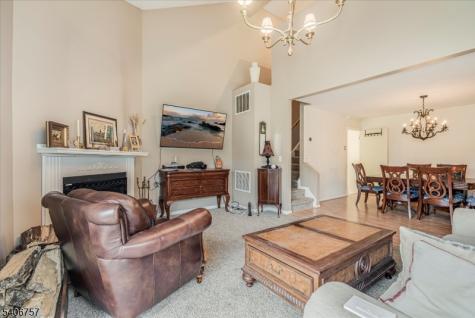 7 Eagle Drive Hampton NJ 07860