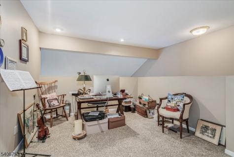 7 Eagle Drive Hampton NJ 07860
