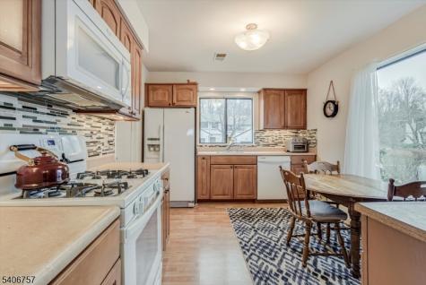 7 Eagle Drive Hampton NJ 07860