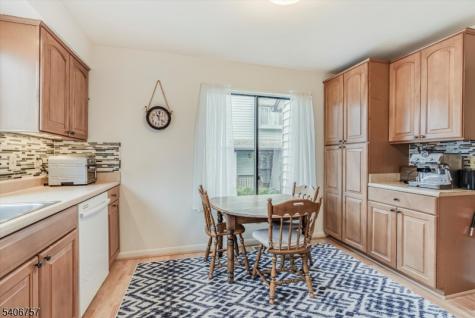 7 Eagle Drive Hampton NJ 07860