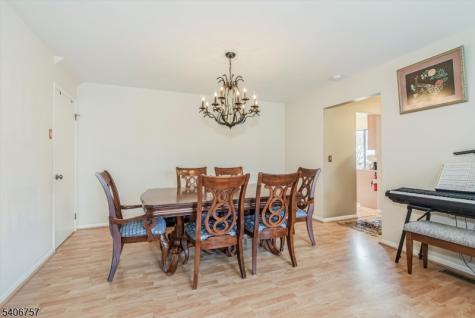 7 Eagle Drive Hampton NJ 07860