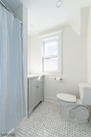 10 Grove Terrace Montclair NJ 07042