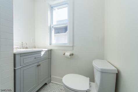 10 Grove Terrace Montclair NJ 07042
