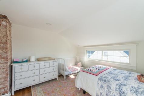10 Grove Terrace Montclair NJ 07042