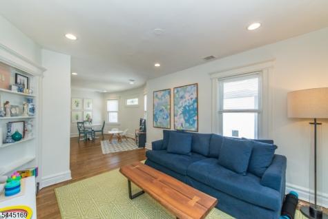 10 Grove Terrace Montclair NJ 07042