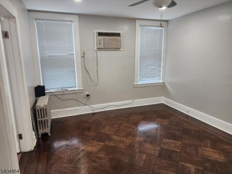 196 W End Avenue Newark NJ 07106