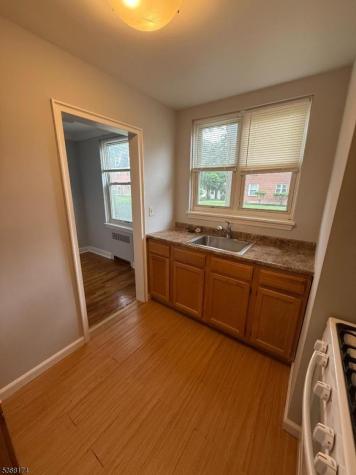 168 Gordonhurst Avenue Montclair NJ 07043