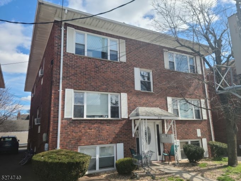 312 Franklin Avenue Belleville NJ 07109