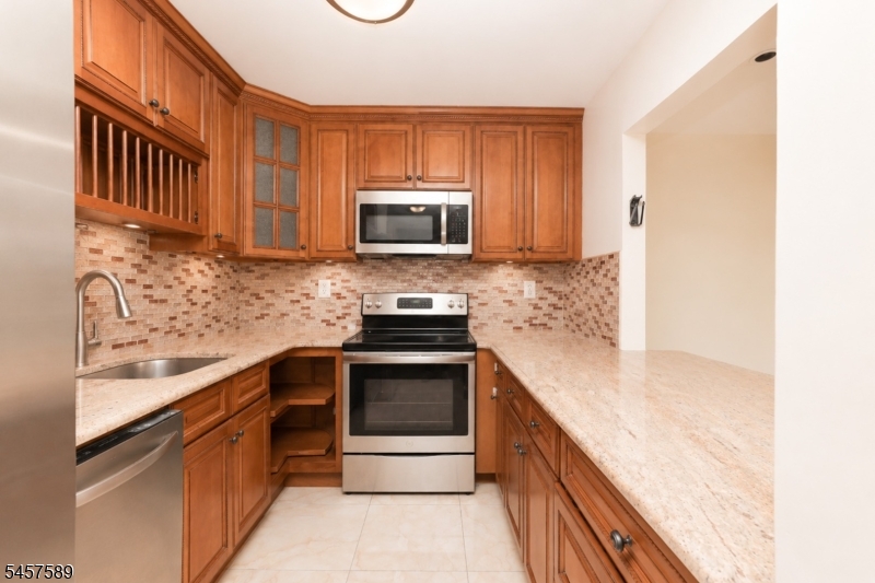 7430 Kennedy Blvd Unit 406 North Bergen NJ 07047