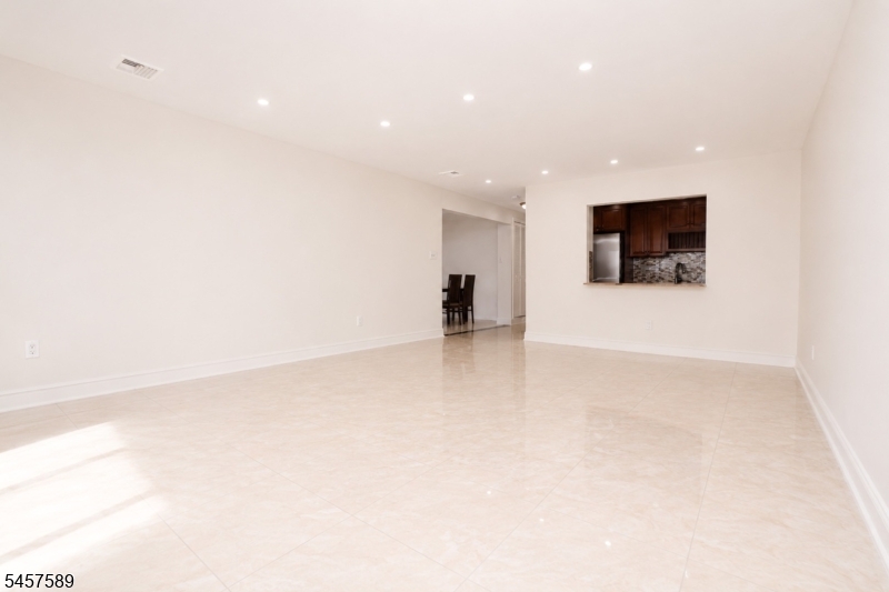 7430 Kennedy Blvd Unit 406 North Bergen NJ 07047