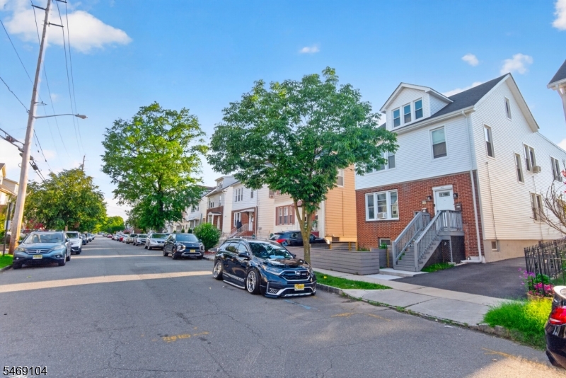 147 N 15th Street Bloomfield NJ 07003