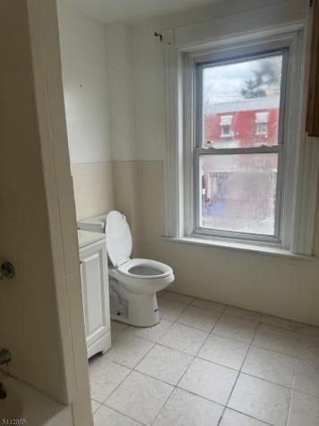 212 N 7th Street Newark NJ 07107