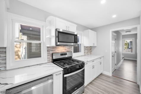 16 New Street Montclair NJ 07042