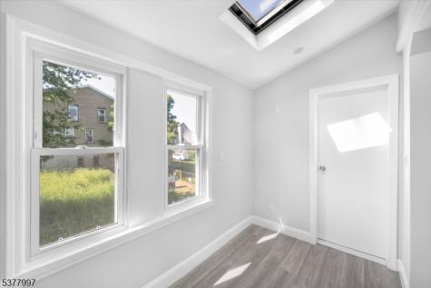 16 New Street Montclair NJ 07042