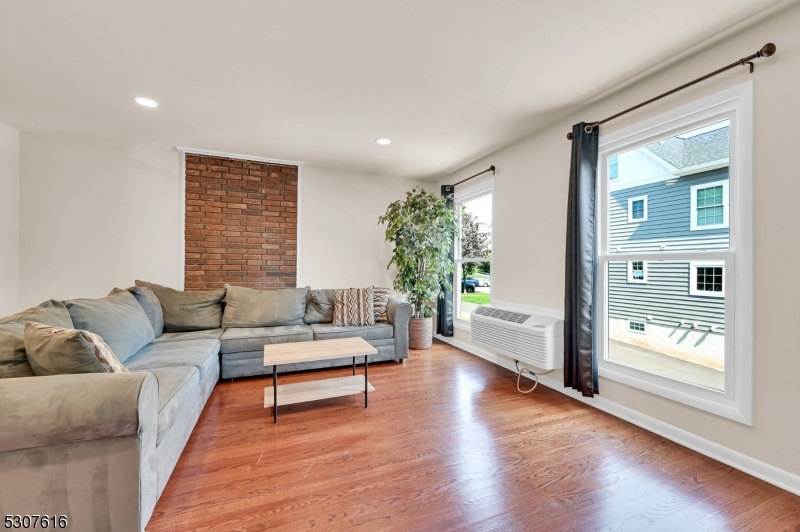 15 Forest Street Montclair NJ 07042