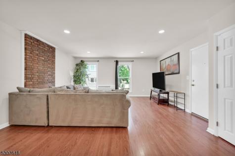15 Forest Street Montclair NJ 07042
