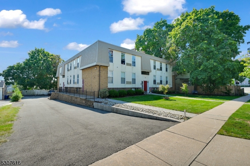 15 Forest Street Montclair NJ 07042