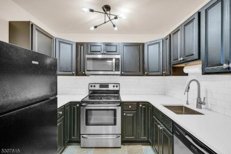 15 Forest Street Montclair NJ 07042