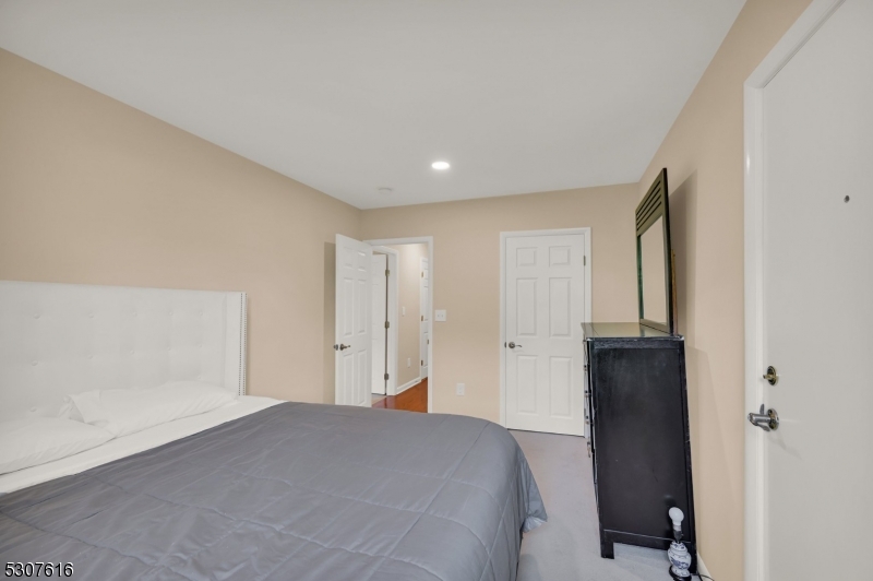 15 Forest Street Montclair NJ 07042
