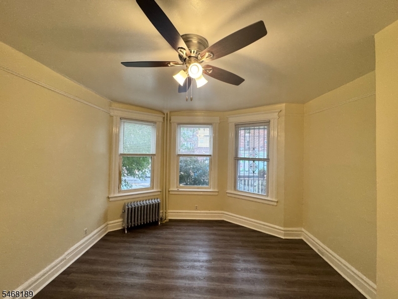 324 Hawthorne Avenue Newark NJ 07112