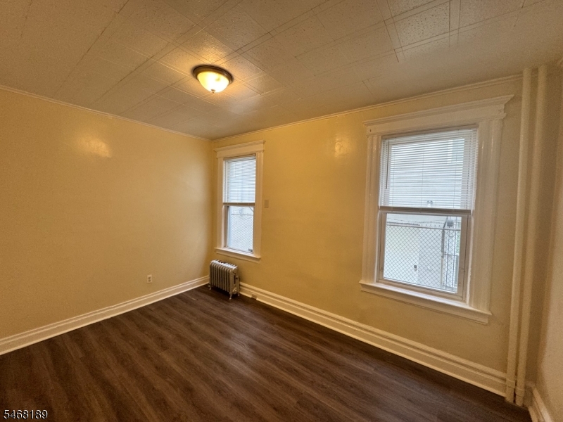 324 Hawthorne Avenue Newark NJ 07112