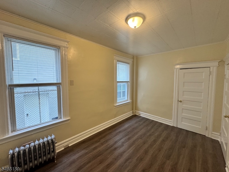 324 Hawthorne Avenue Newark NJ 07112