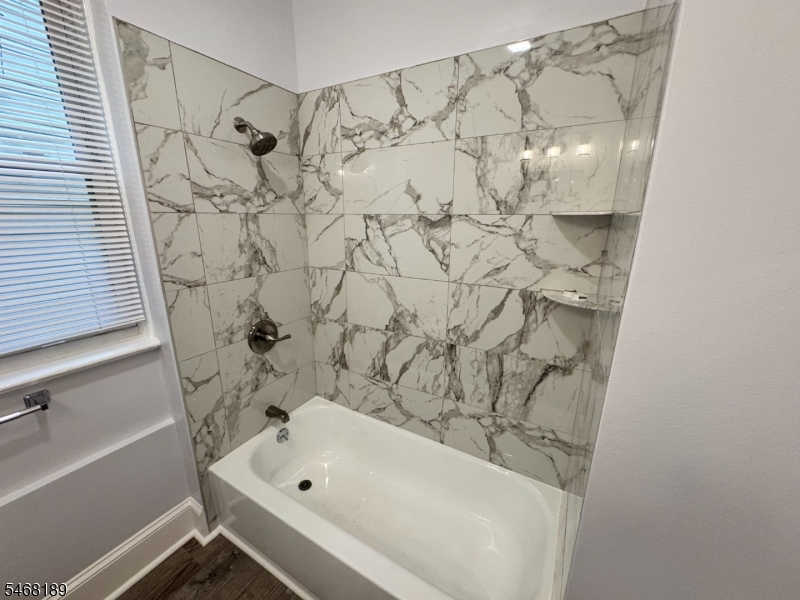 324 Hawthorne Avenue Newark NJ 07112