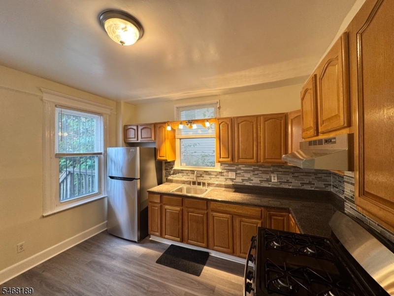 324 Hawthorne Avenue Newark NJ 07112