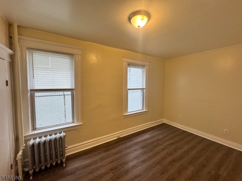 324 Hawthorne Avenue Newark NJ 07112