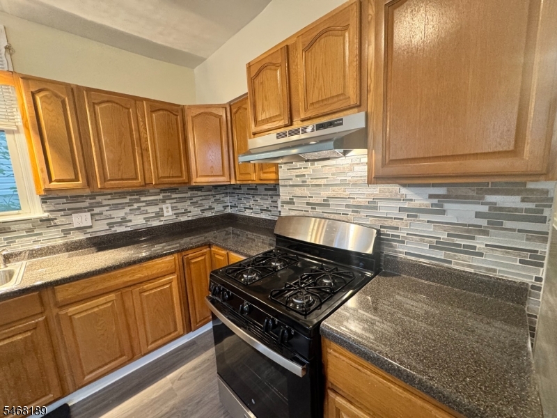 324 Hawthorne Avenue Newark NJ 07112