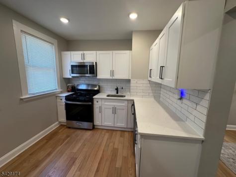282 Weequahic Avenue Newark NJ 07112