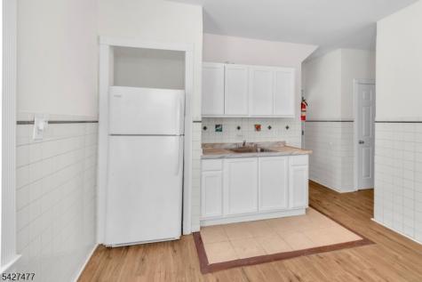 15 Highland Avenue Newark NJ 07104